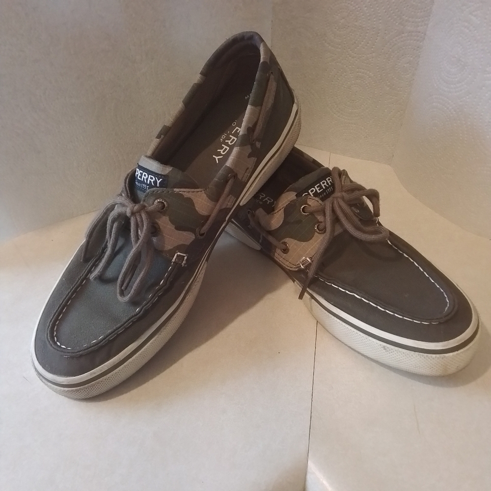 Sperry Camo Trim Shoes Size 10.5
